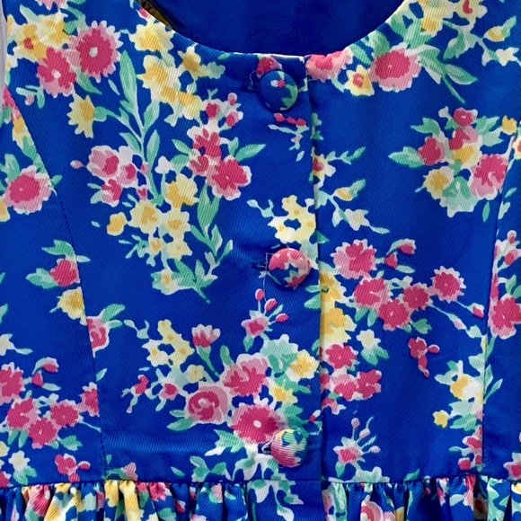 Floral dress by Polo Ralph Lauren. Excellent condition. Buttons in back. Size 3T - Picture 6 of 6